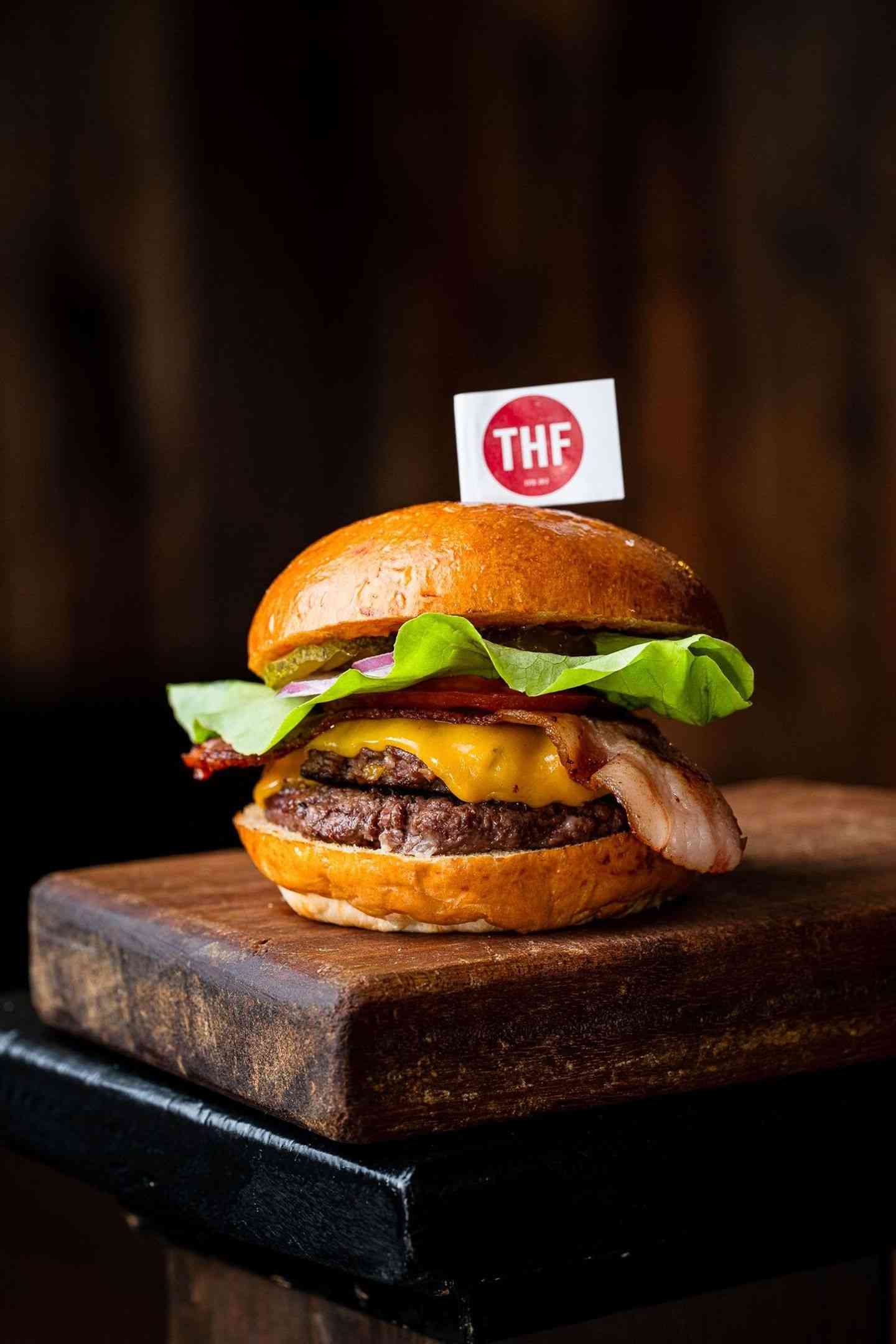 Standard Bacon Cheeseburger (150g)