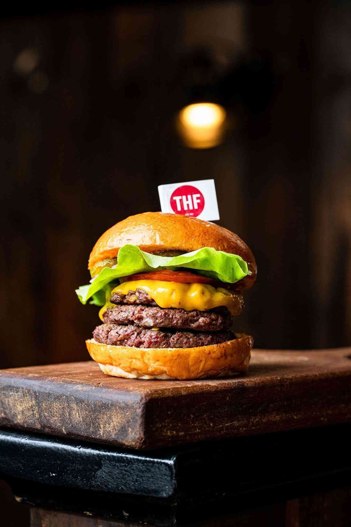 Bastard Cheeseburger (225g)