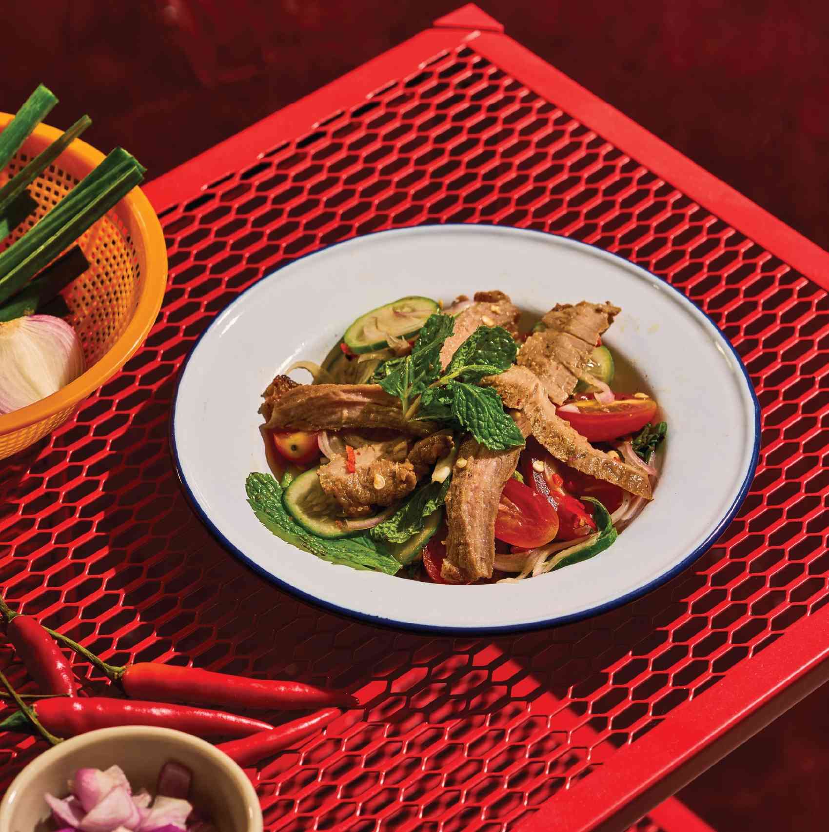 Salade de Bœuf Épicée