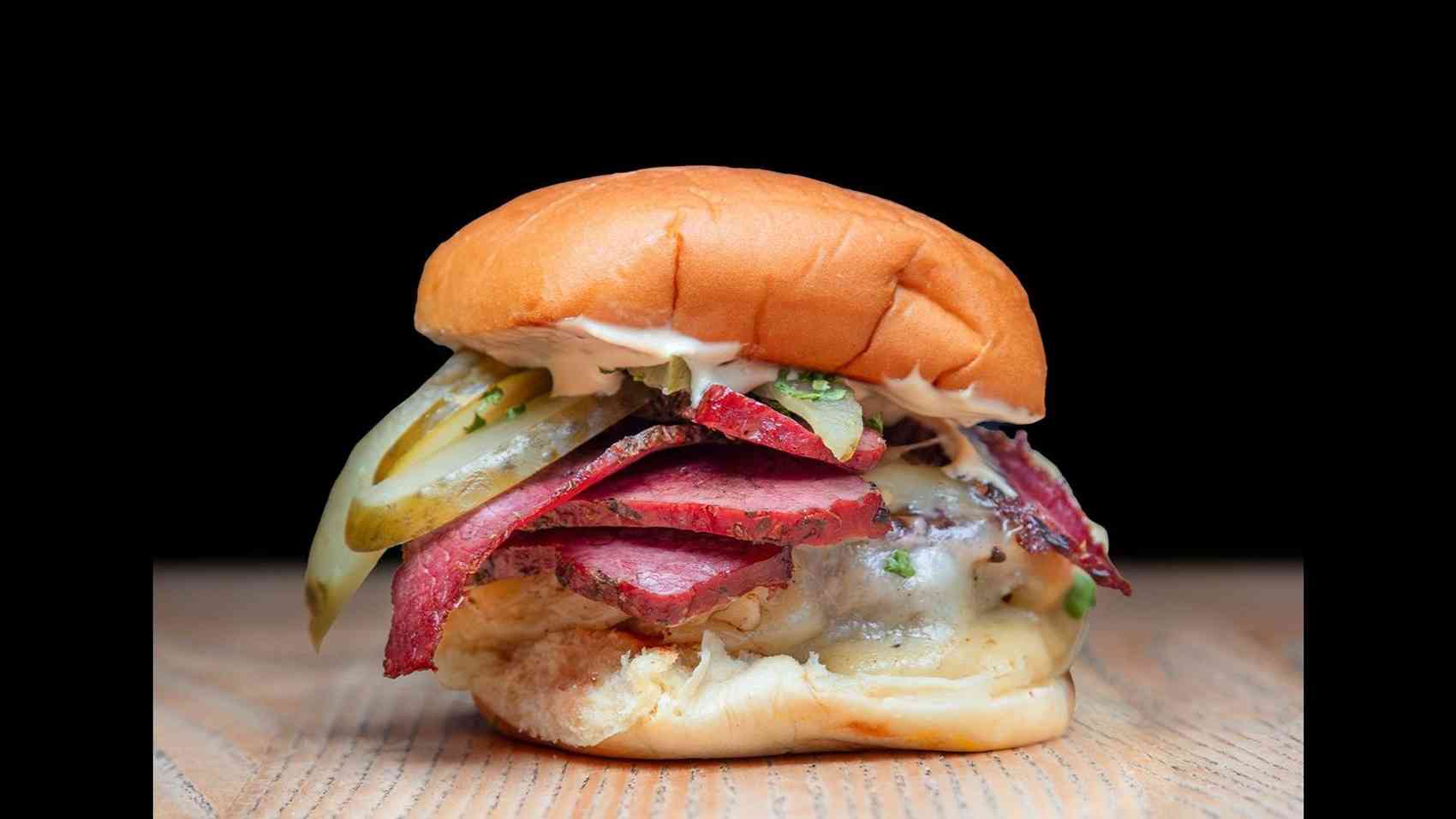 Pastrami Burger