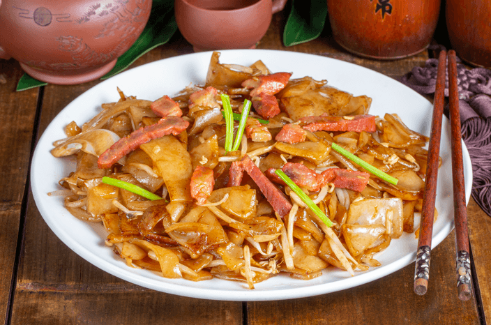 992. PÂTES DE RIZ SAUTEES AU PORC "CHASIU"