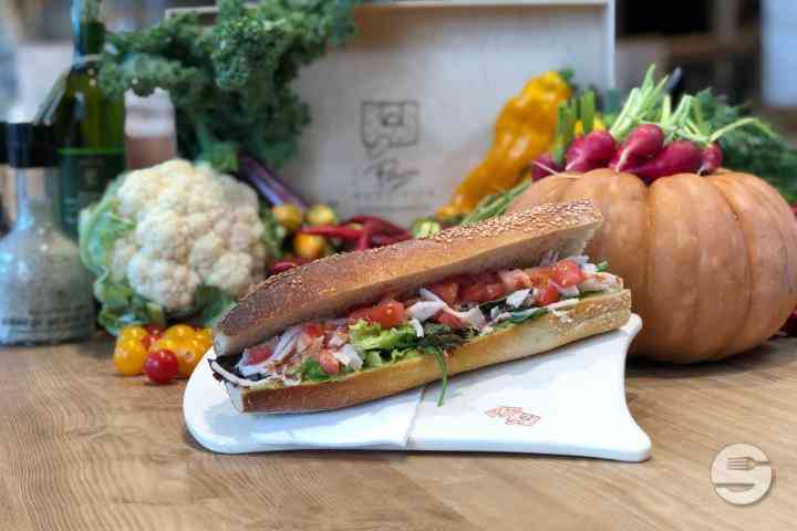 Sandwich Pain Baguette Poulet Guacamole