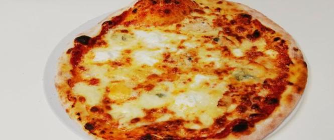 Fallender Brunnenhof